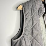 Old Navy Textured Quilted Grey Vest (X-Large) Photo 2