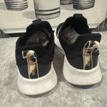 Adidas Cloudfoam Low Women’s Black White Cow Print Running Size 5. Photo 4