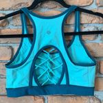 Lululemon  Womens 6 Sports Bra Mint Green Strappy Back Athletic Workout Top Sport Photo 1