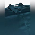 Aritzia Babaton Sable Herbage Green Shirt Size S Photo 3