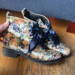 Dirty Laundry  Suede Floral Valoor Combat Boots, size 7.5 Photo 5