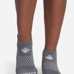 Bombas Women’s Gripper Ankle Socks Haze Grey S Photo 0