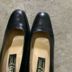 Cathy Jean  Vintage Y2K Black Leather Chunky Heel Pumps SZ 7.5 Photo 4