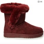 SO  Paulina Maroon faux fur winter pull on boots size 9 Photo 1
