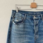 American Eagle  90’s Boyfriend high waisted Distressed Straight Leg Jeans Size 10 Photo 3