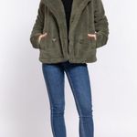 Active USA NWT! Sarah Sherpa Button Front Jacket in Olive Size S, M, L, Available Photo 2