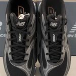 New Balance Women’s Size 11/Men’s Size 9.5  Abzorb 2000 Black Gray Photo 3