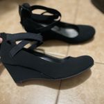 ANDIAMO Black Wedges Size 6 Photo 2