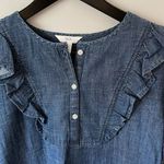 1901 ** Chambray‎ Denim 1/4 Button Down Top NWOT. Size Small Photo 1