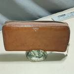 Fossil Vintage Brown Leather Zip Around Wallet Multiple Card Slots Coin Pocket Photo 2