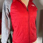 The North Face  jacket boys m fits petite woman size s/m Photo 8