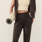 Athleta  Salutation High Rise Jogger Pants Large Brown Yoga Pants Photo 0