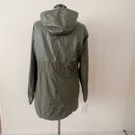 Columbia  Women's Flashback Windbreak Light Weight Jacket Sage Gray Size Medium Photo 2