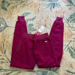 FIGS  Boston Slim Jogger Scrub Pant Photo 4