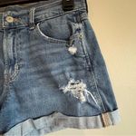 Old Navy  Boyfriend Mid Rise Denim Blue Women's Shorts Size 6 Photo 5