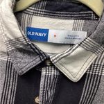 Old Navy Black Buffalo flannel shirt. Size Medium Photo 10