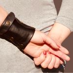 Vintage Handcrafted Brown Soft Leather Snap Button Wrist Wallet Photo 5