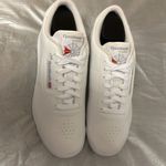 Reebok classic unisex size 9.5 brand new never been wore Photo 1