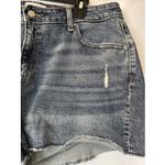 Levi's Denizen From High-Rise Distressed Denim Shorts Size 16 Photo 2