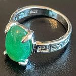 Green jade silver ring size 8.5 Photo 2
