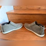 Olukai Hawai’iloa Manu Hope Women’s Size 9.5 Gray Photo 4