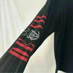 Disney  Cruella Long Sleeve Crewneck Shirt Womens‎ Size Medium Black Photo 4