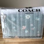 Coach Wristlet Photo 6