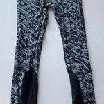 Nike ‎ Dri-FIT Grey Camo Print Athletic Leggings Performance Pants Medium Photo 0