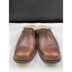 UGG  Women's Brown Leather Mules Shoes/ Slip On Size 6 SKU 4058 Photo 2