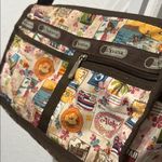 LeSportsac Hawaii Exclusive Leialoha Stamp Everyday Deluxe Shoulder Bag Photo 4