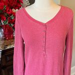 Seven7 Henley Waffle Shirt Vintage Washed Out Pink Berry Comfy Womens Top Medium New Photo 3