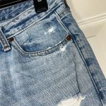 Abercrombie & Fitch Women Ames Slim Boyfriend Light Wash Distressed Jeans 24/00 Photo 5