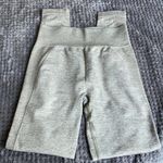 Gymshark  Beige/Gray Pink Seamless Buttlift Leggings Size Med EUC #0837-AT Photo 1