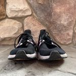 Adidas WMNS Ultraboost 22
HP2480 - Size 7. Black and Lilac, Running Shoe Photo 3