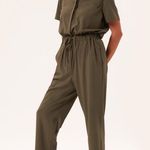 Girlfriend Collective  Stretch Woven Short Sleeve Jumpsuit Green Size Small Photo 0