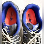 New Balance 550 V4 athletic shoes. Gray with royal blue. Running shoes. Sz 9.5 Photo 2