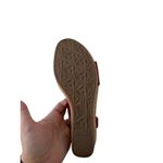 Baretraps  Gerdee Red Strappy 3" Wedge Cushioned Heeled Sandals‎ Women's 9.5 Photo 4