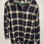 Lord & Taylor Button Photo 0