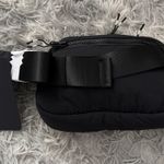 Fabletics  Fanny Pack Photo 1