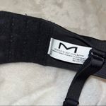 Maidenform  black bra, 36DD, lined, back clasp, good condition Photo 2