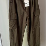 ZARA NWT $65  Khaki Pants Size Medium Photo 0