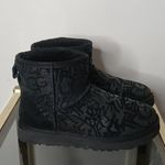 UGG  black printed suede ankle boots size 6 Photo 0