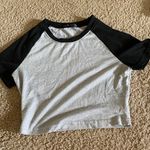 SheIn Cropped TShirt Photo 0