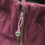 Lululemon full zip scuba jacket burgundy with magenta circle spots XS Photo 4