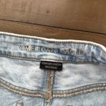 American Eagle Cut Off Light Wash Mom Shorts Size 6 Photo 2