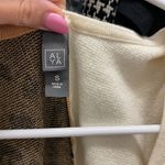 Alya Women’s Leopard 🐆 Wrap and Tie Tank. Photo 2