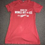 Detroit Red Wings Womens Medium Red Miller Lite Tee Photo 0