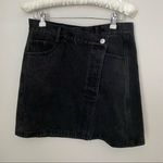 Gilli Denim Skirt Black Asymmetrical front Buttons Pockets Casual Neutral Trendy Size M Photo 0