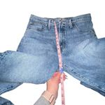 Madewell The Perfect Vintage Straight Jean in Kingsbury Wash Knee-Rip Edition 31 Photo 6