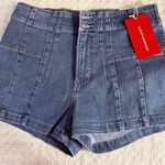 Lucky Brand  NWT High-Rise Shorty Denim Shorts, size 10/30 Photo 0
